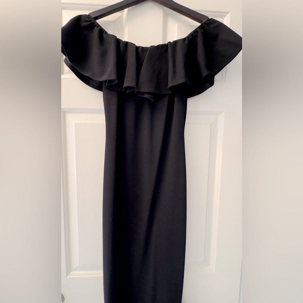 Shop17 Off The Shoulder Ruffle Trim Cocktail Party Mermaid Bodycon Dress. Size M